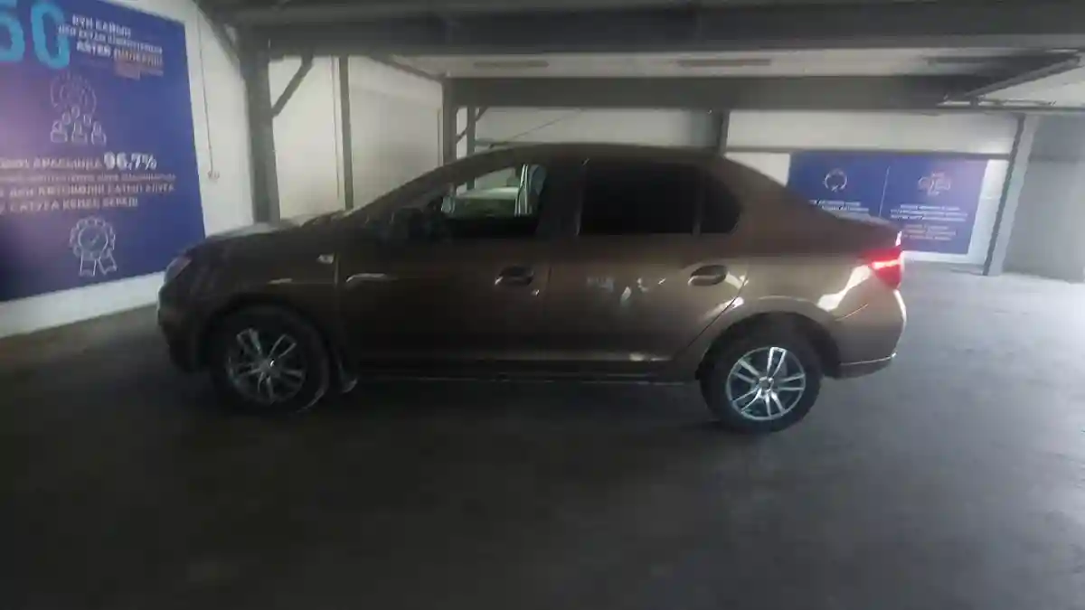 Renault Logan 2018 года за 3 500 000 тг. в Астана