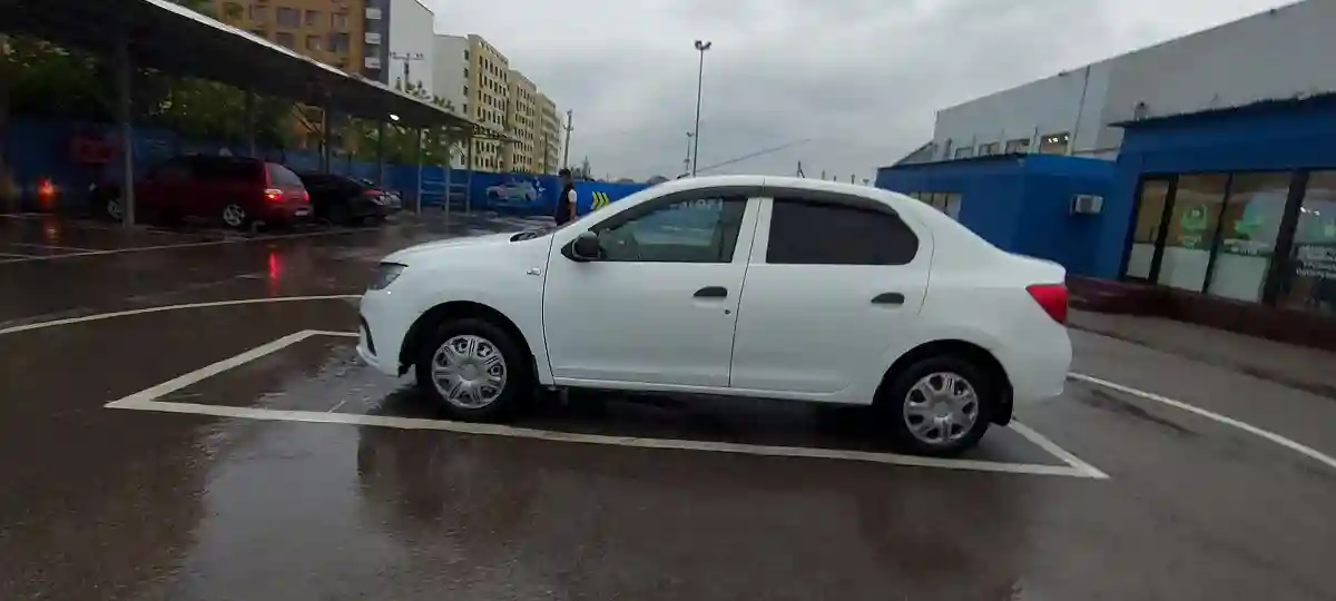 Renault Logan 2019 года за 3 000 000 тг. в Алматы