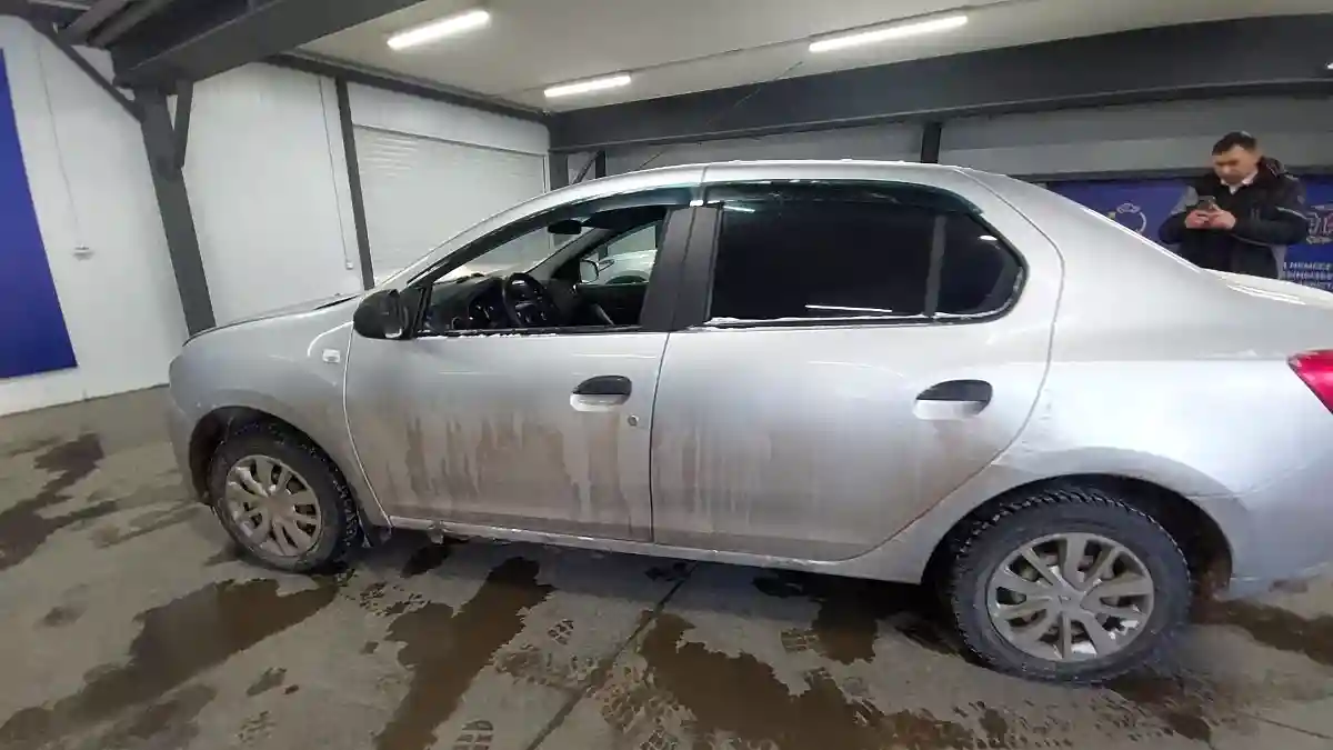 Renault Logan 2019 года за 3 500 000 тг. в Астана