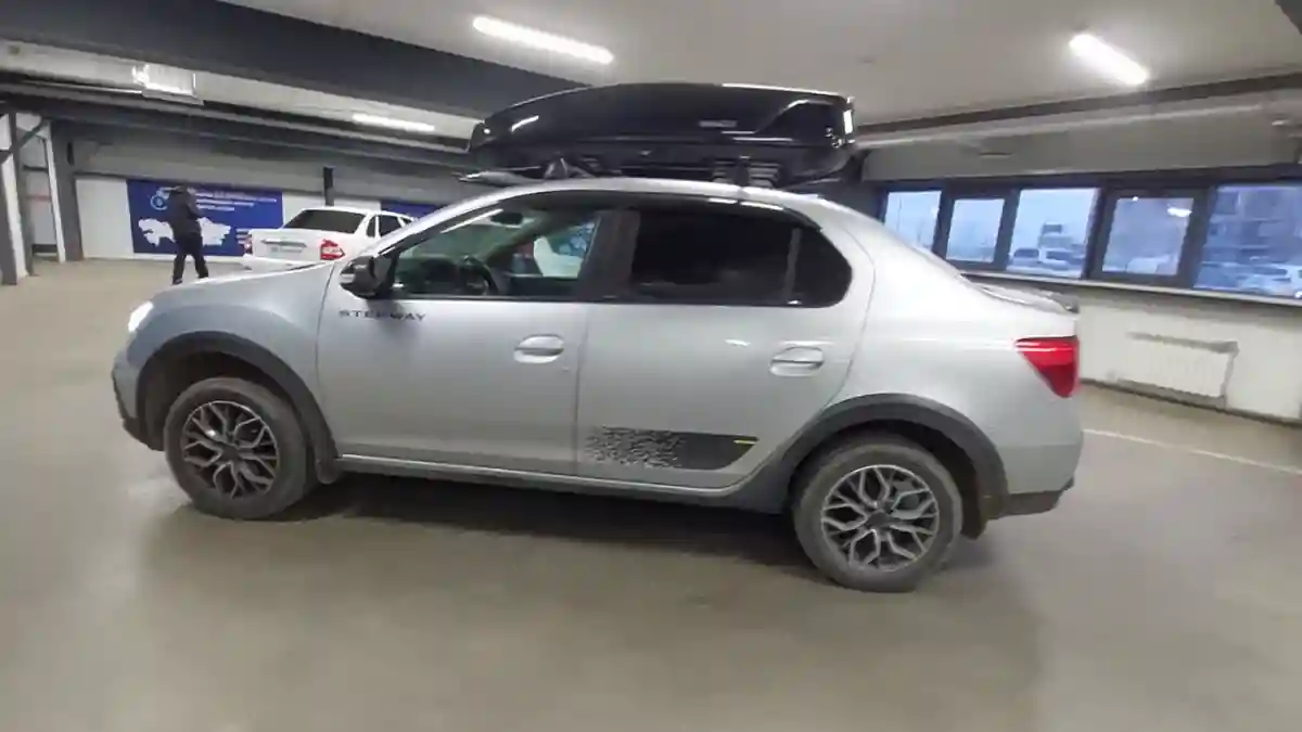 Renault Logan 2022 года за 7 600 000 тг. в Астана
