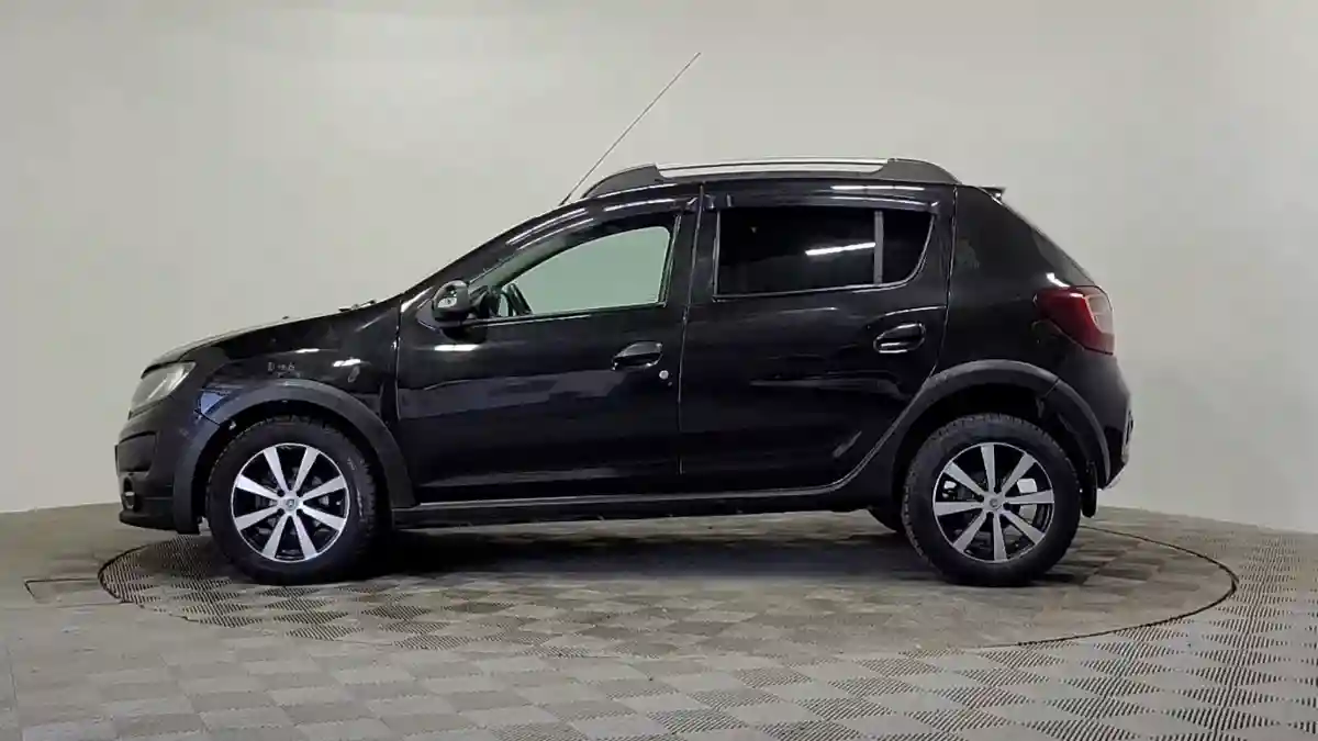 Renault Sandero 2016 года за 2 940 000 тг. в Алматы