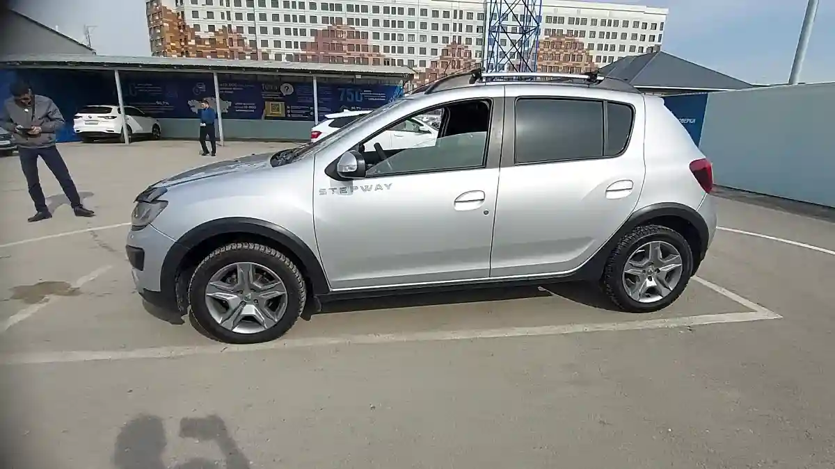 Renault Sandero 2016 года за 5 500 000 тг. в Шымкент