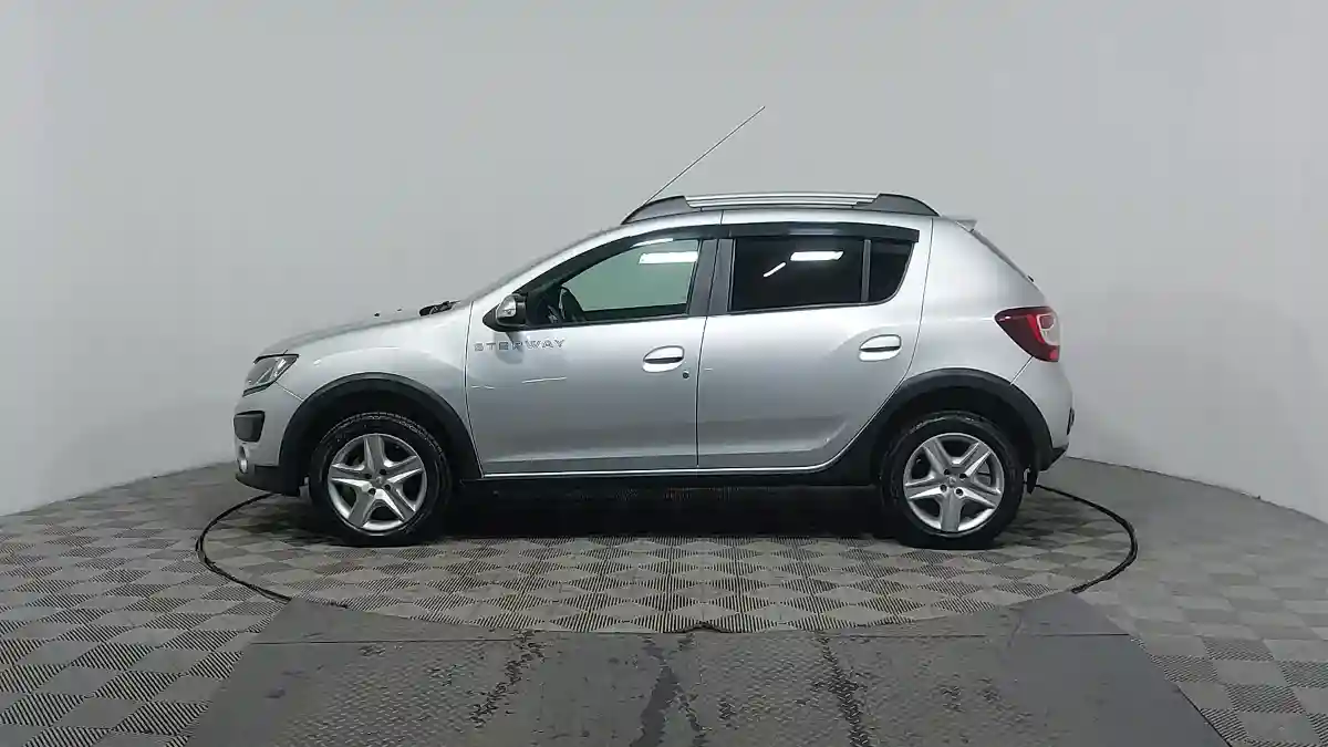 Renault Sandero 2018 года за 5 490 000 тг. в Астана