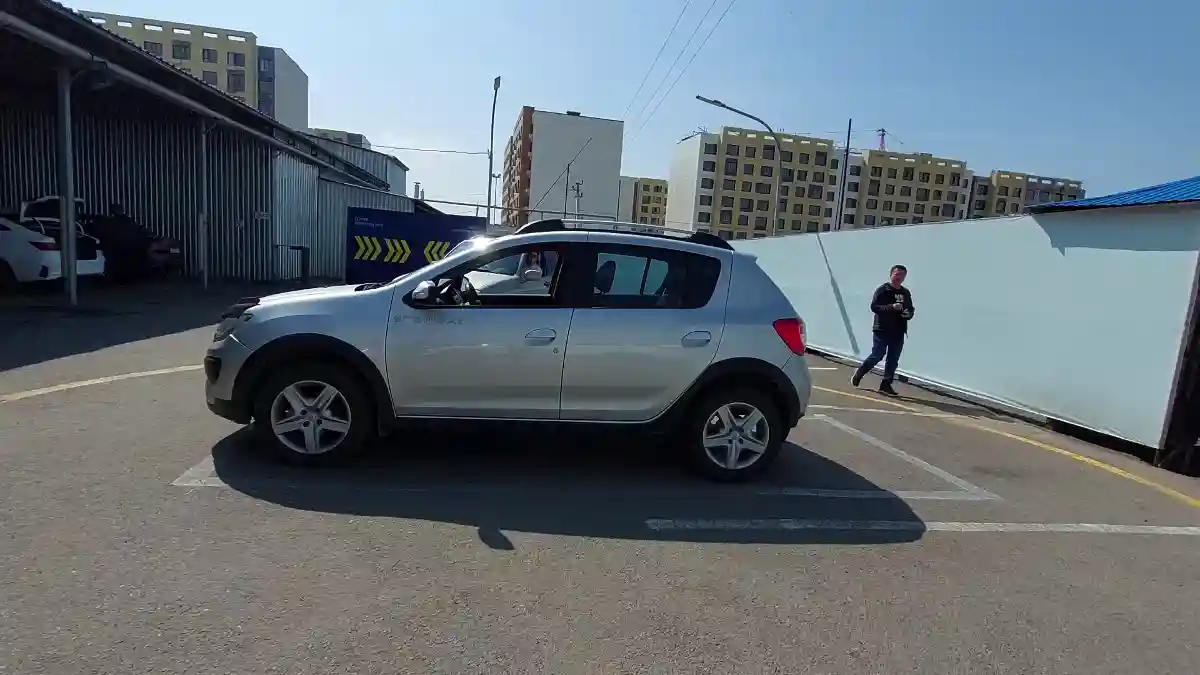 Renault Sandero 2018 года за 6 500 000 тг. в Алматы