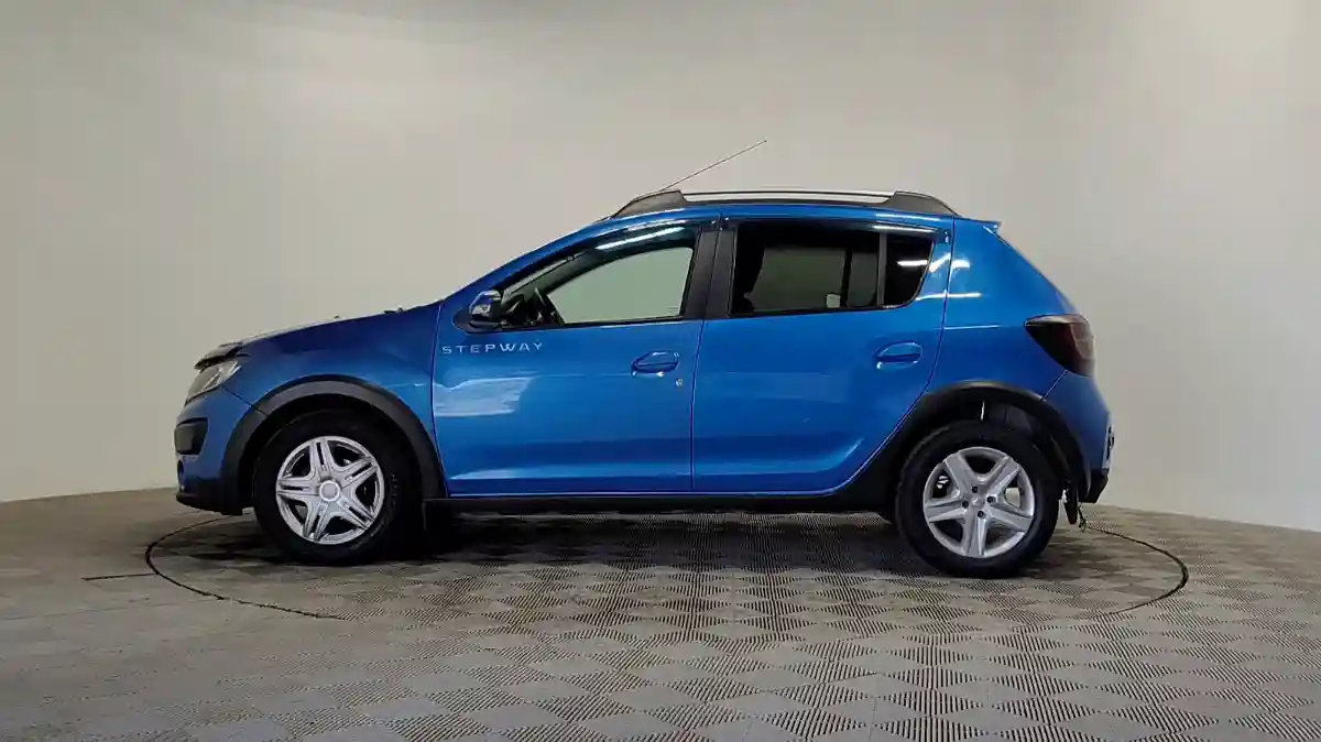 Renault Sandero 2015 года за 3 850 000 тг. в Алматы