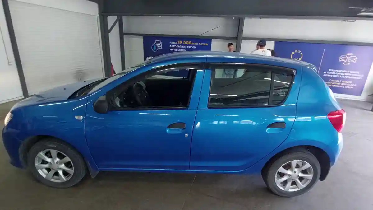 Renault Sandero 2015 года за 4 500 000 тг. в Астана