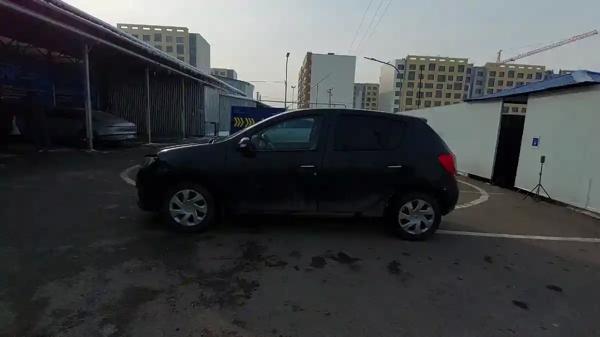 Renault Sandero 2015 года за 4 500 000 тг. в Алматы