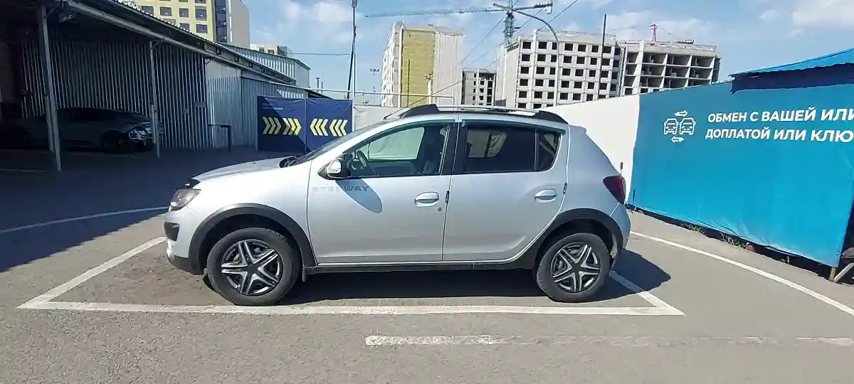 Renault Sandero 2015 года за 5 000 000 тг. в Алматы