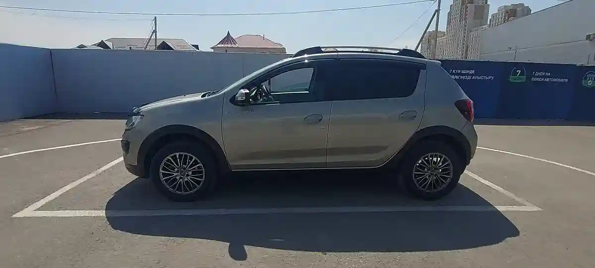 Renault Sandero 2018 года за 5 200 000 тг. в Шымкент