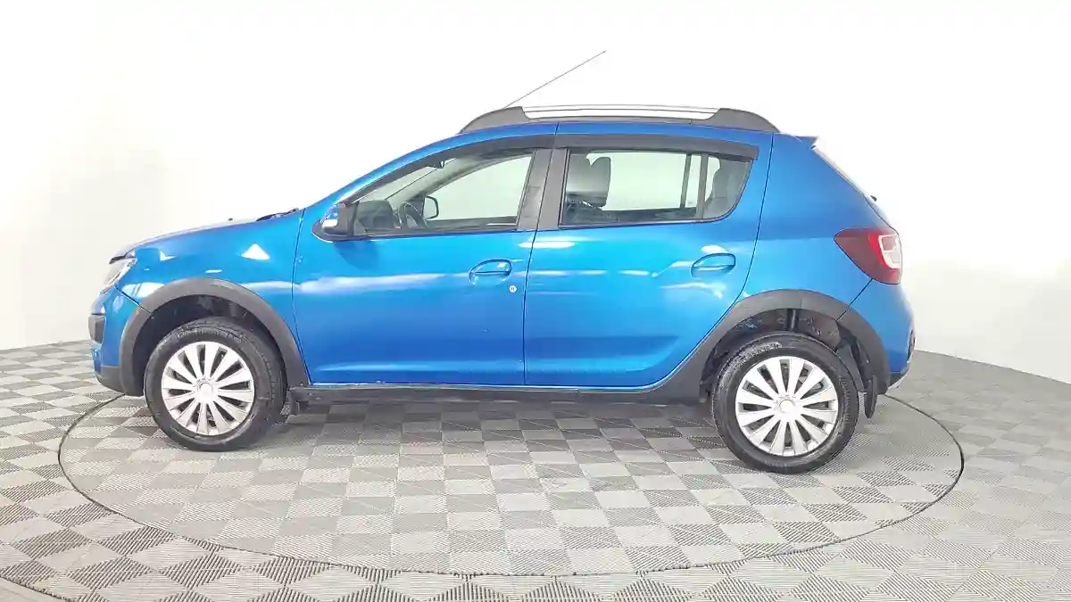 Renault Sandero 2015 года за 4 290 000 тг. в Караганда