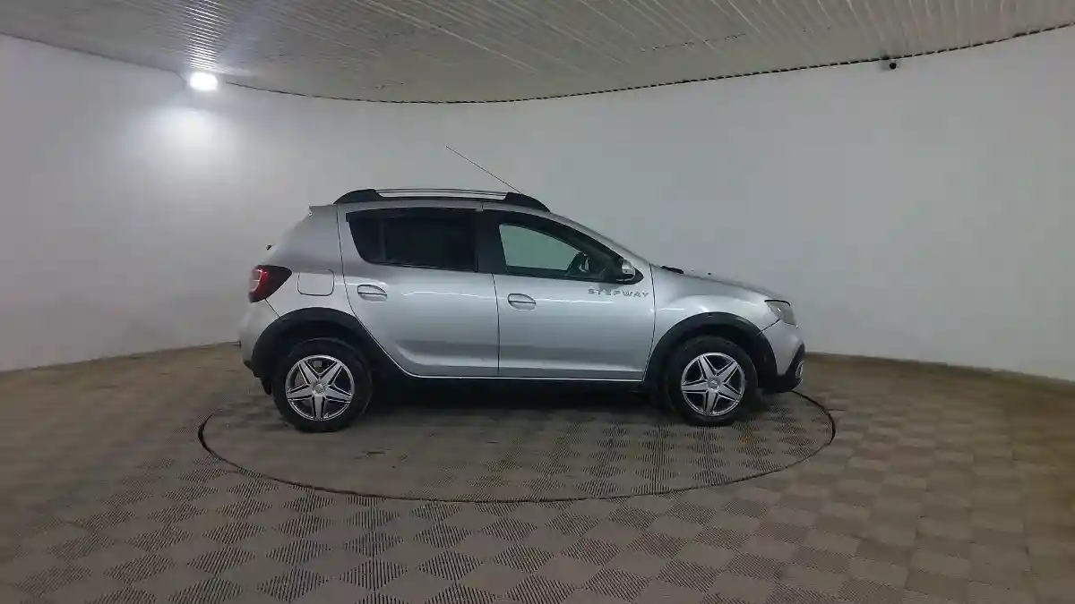 Renault Sandero 2020 года за 5 290 000 тг. в Шымкент