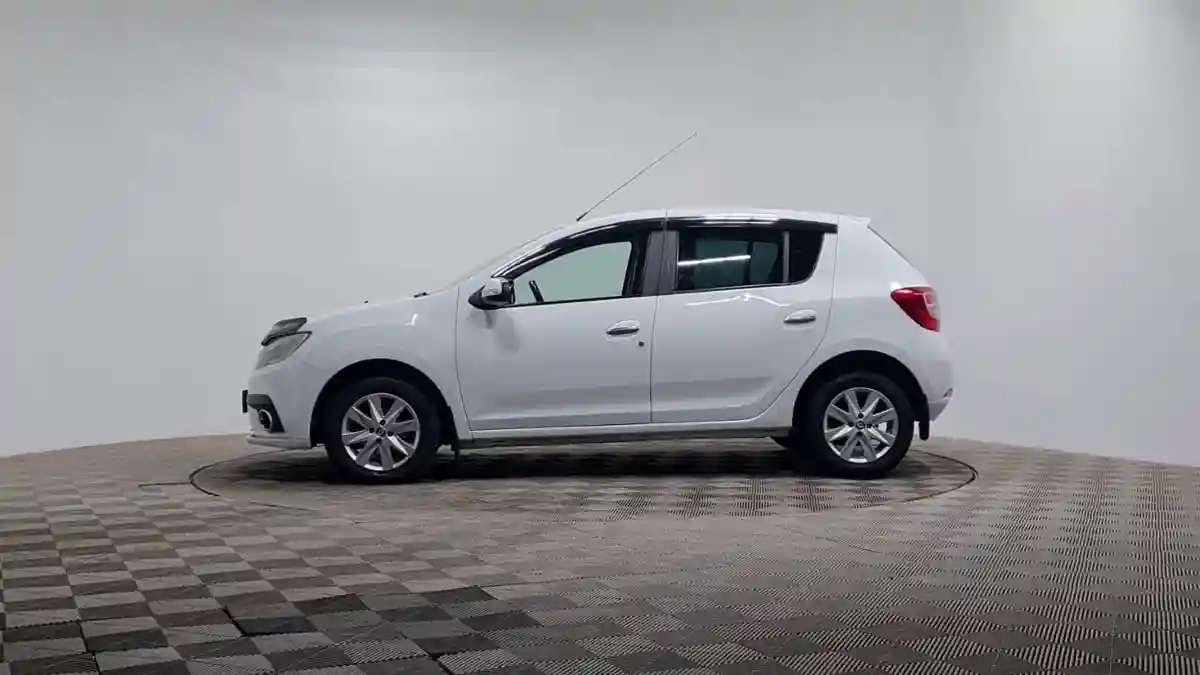 Renault Sandero 2020 года за 5 390 000 тг. в Алматы