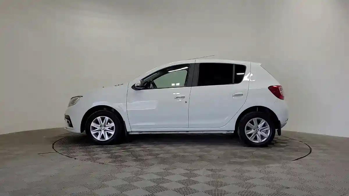 Renault Sandero 2020 года за 5 990 000 тг. в Алматы