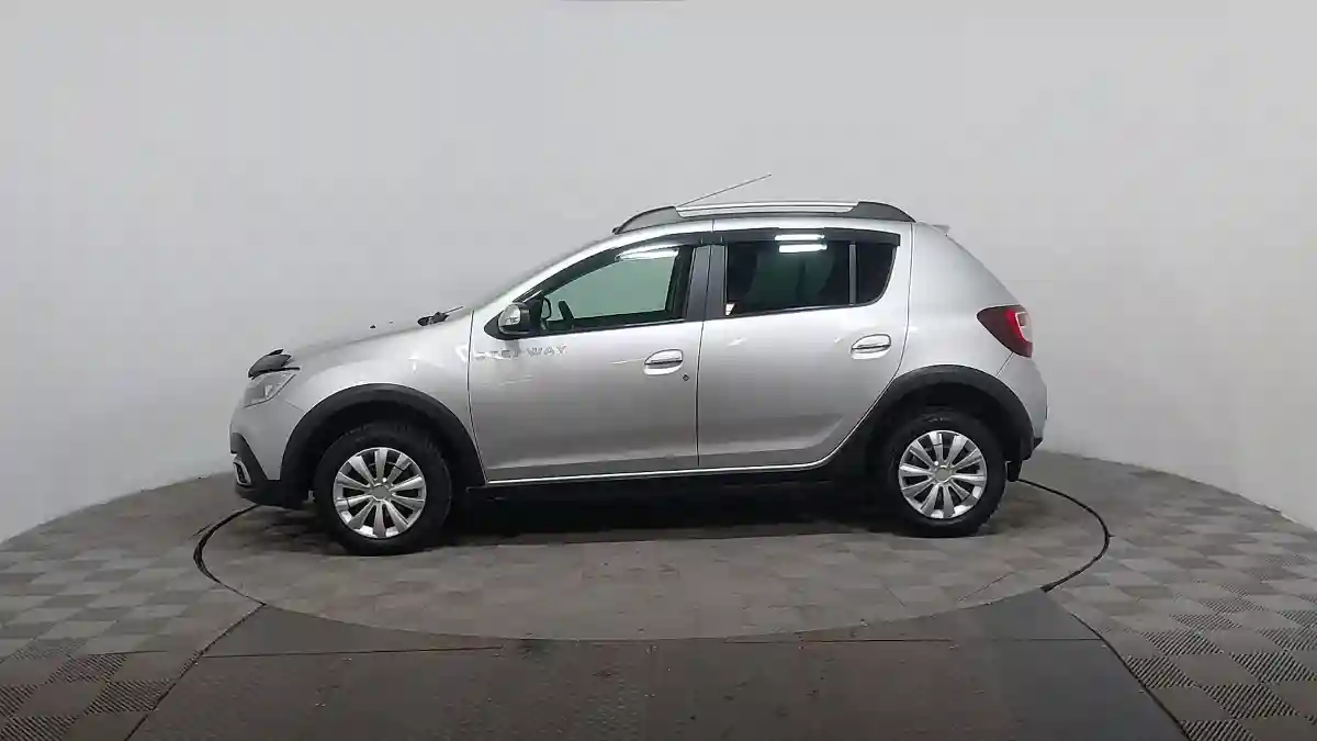 Renault Sandero 2019 года за 4 590 000 тг. в Астана