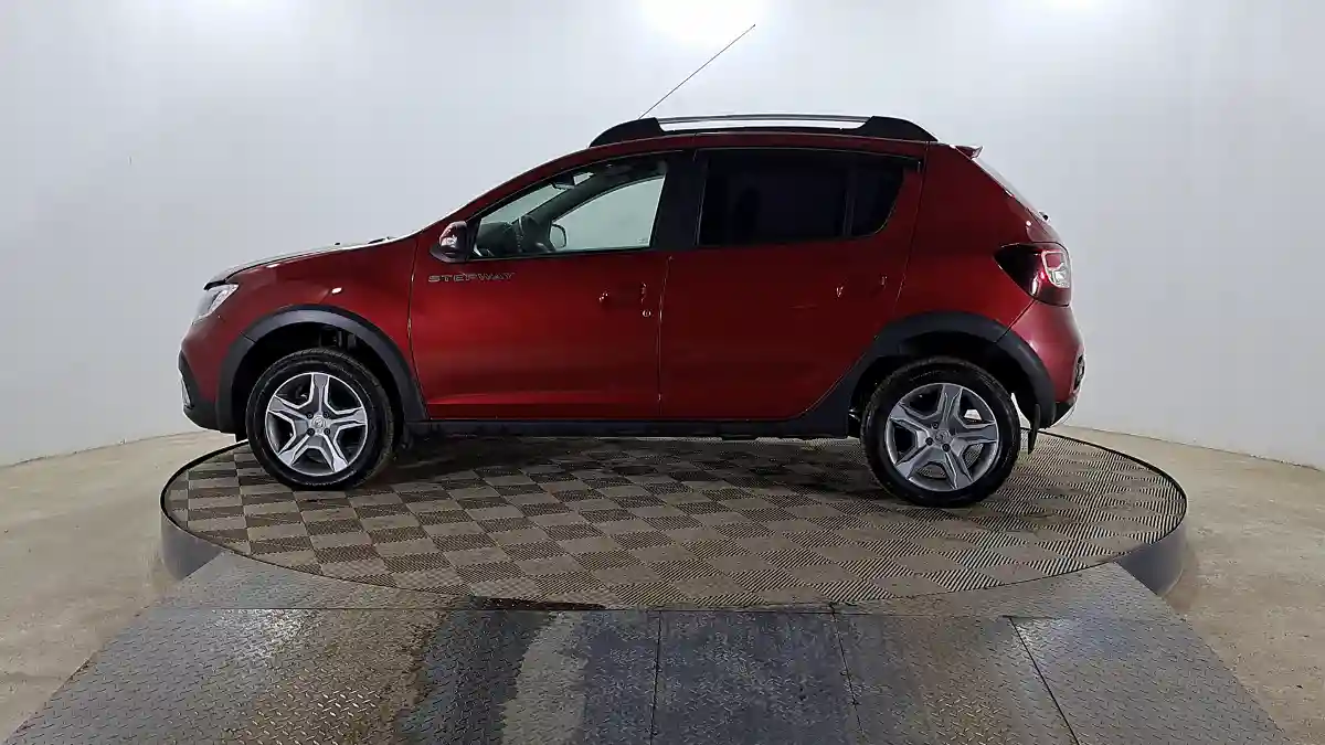 Renault Sandero 2021 года за 7 150 000 тг. в Актобе