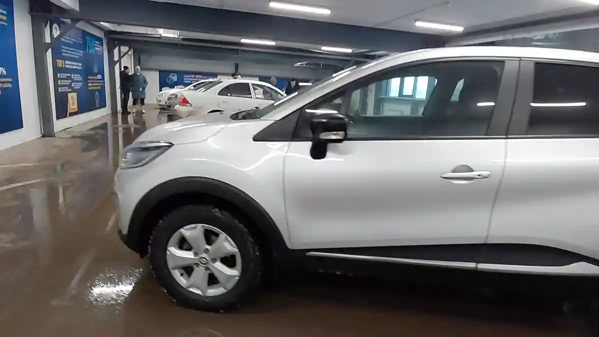 Renault Kaptur 2020 года за 7 500 000 тг. в Астана