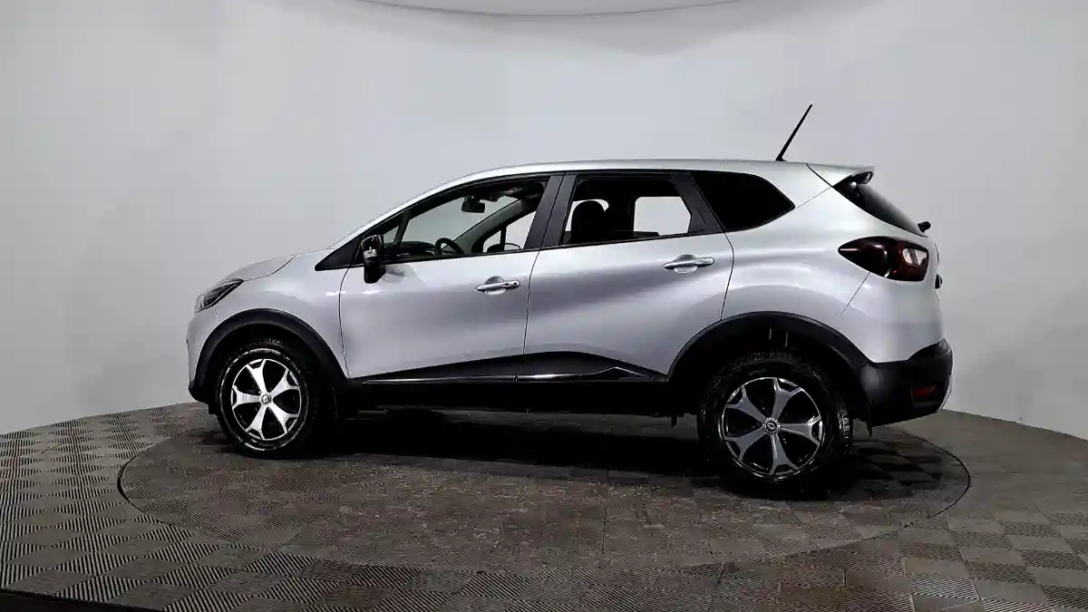 Renault Kaptur 2020 года за 7 990 000 тг. в Астана