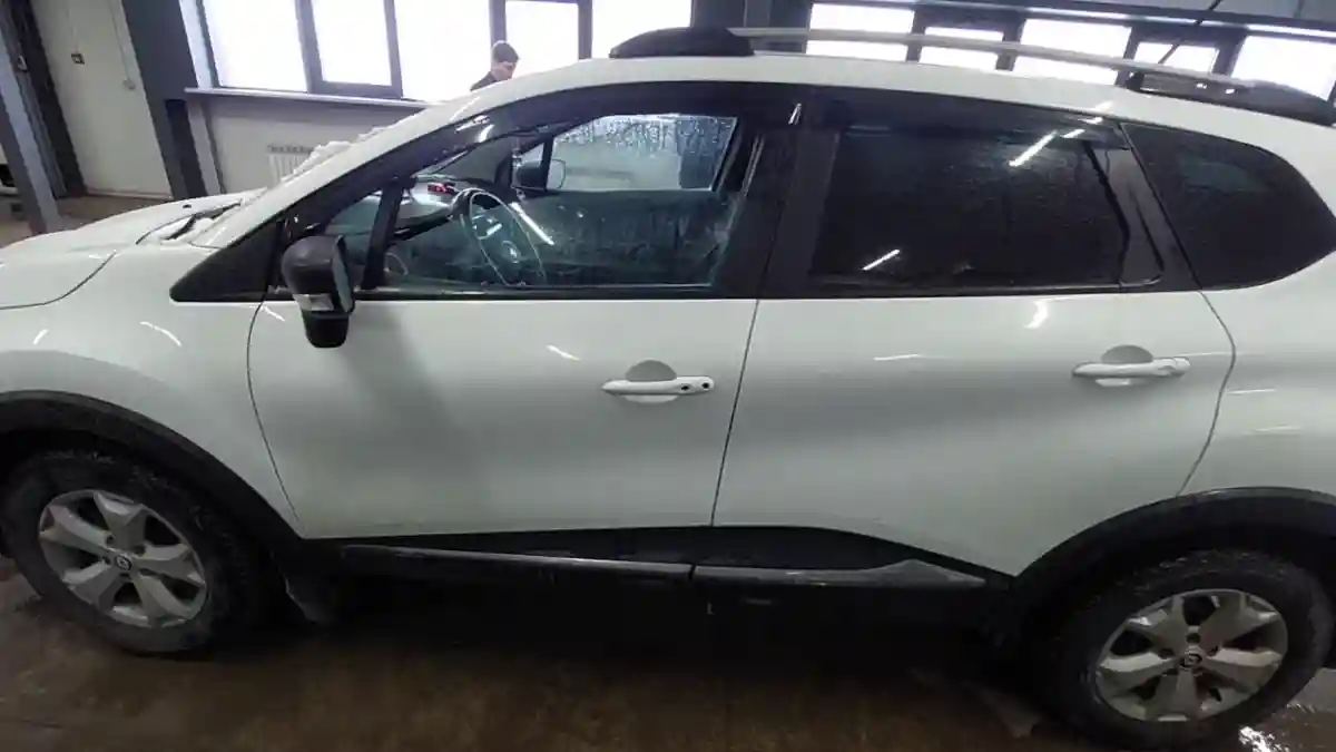 Renault Kaptur 2021 года за 7 200 000 тг. в Астана