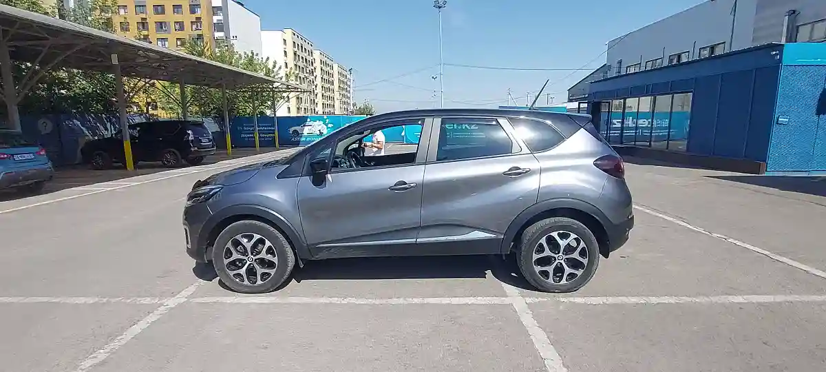 Renault Kaptur 2020 года за 7 000 000 тг. в Алматы
