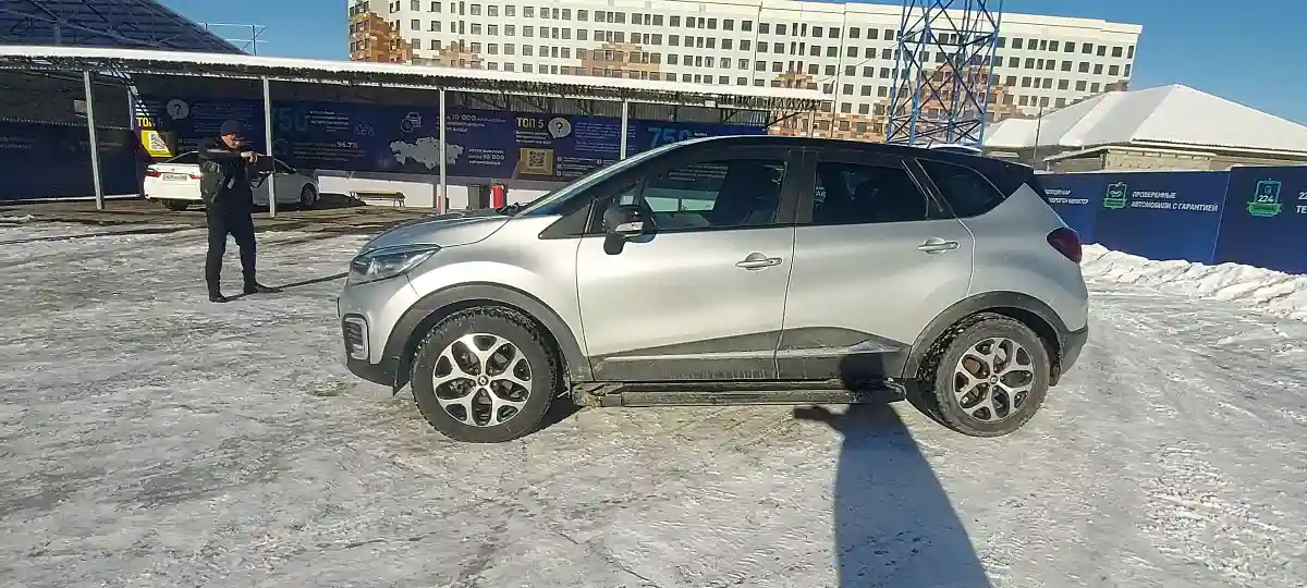 Renault Kaptur 2017 года за 7 000 000 тг. в Шымкент