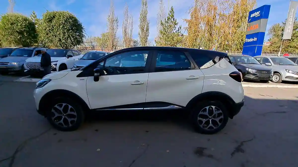 Renault Kaptur 2018 года за 7 350 000 тг. в Костанай