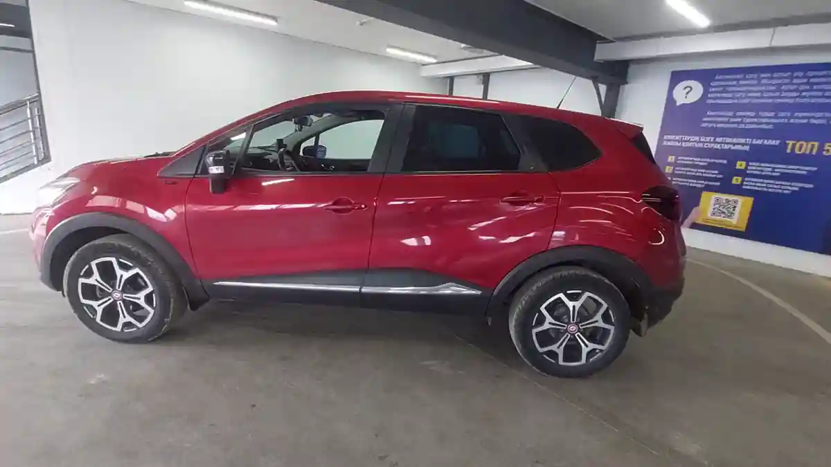 Renault Kaptur 2019 года за 7 500 000 тг. в Астана
