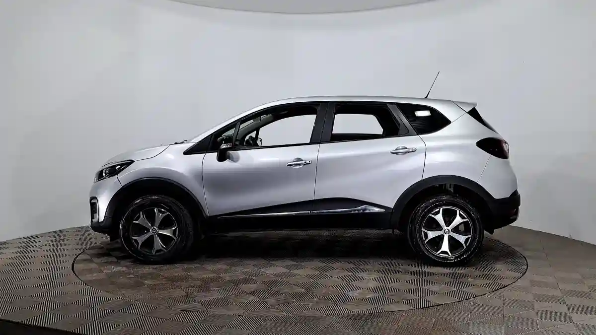 Renault Kaptur 2019 года за 7 030 000 тг. в Астана