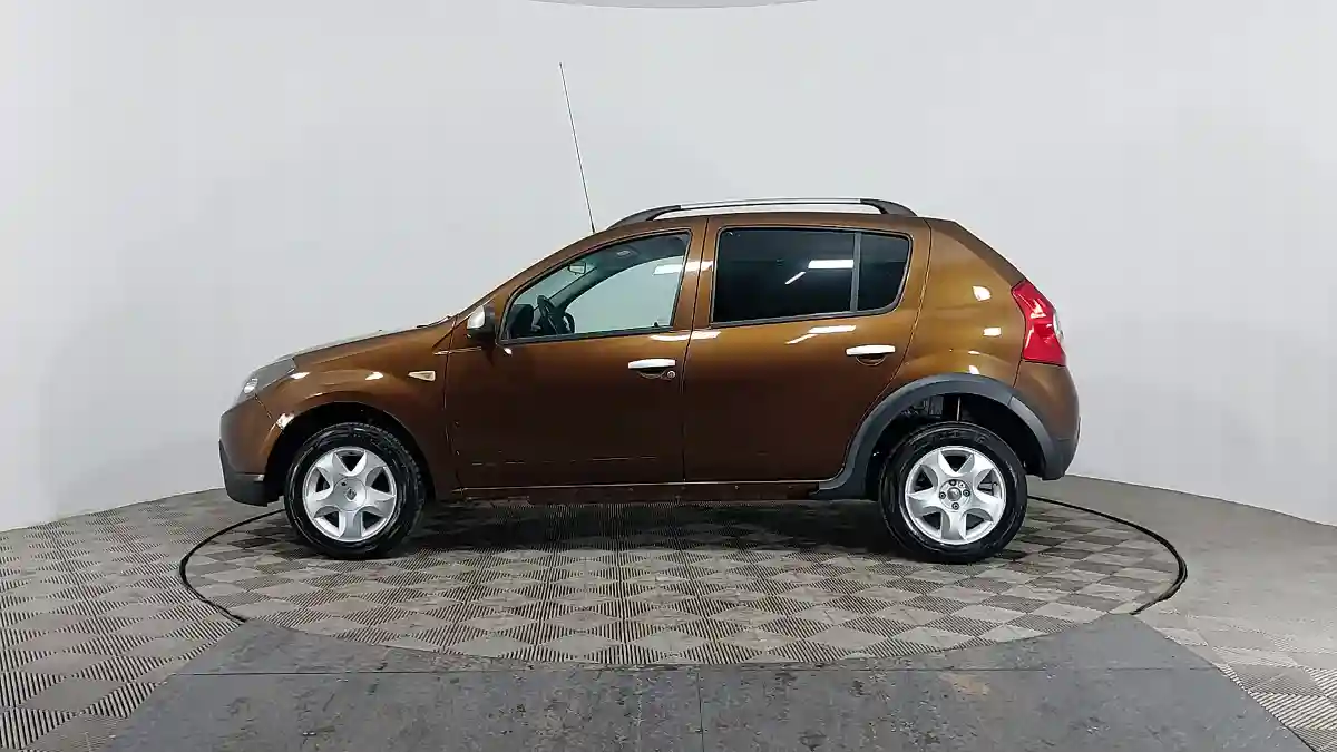 Renault Sandero 2014 года за 3 450 000 тг. в Астана