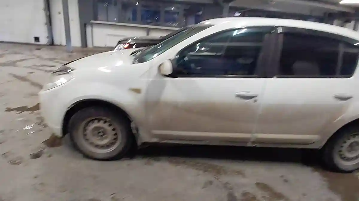 Renault Sandero 2012 года за 3 800 000 тг. в Астана