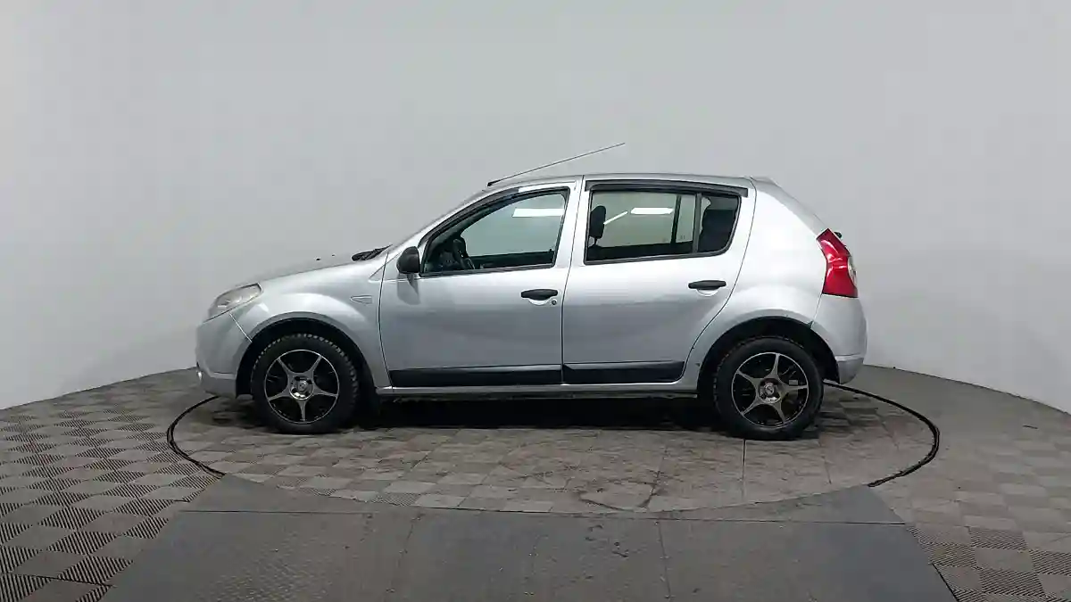 Renault Sandero 2013 года за 3 390 000 тг. в Астана