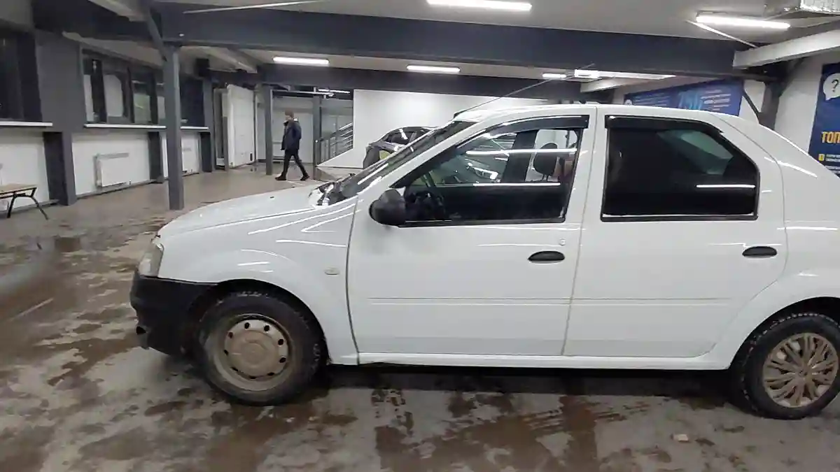 Renault Logan 2015 года за 3 000 000 тг. в Астана