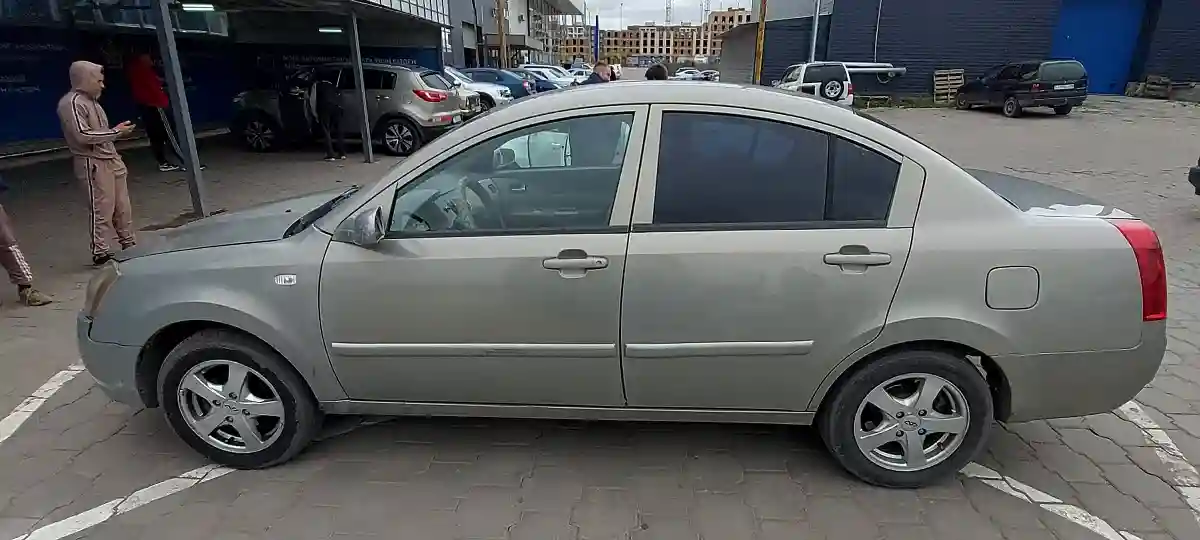Vortex Estina 2009 года за 3 200 000 тг. в Караганда