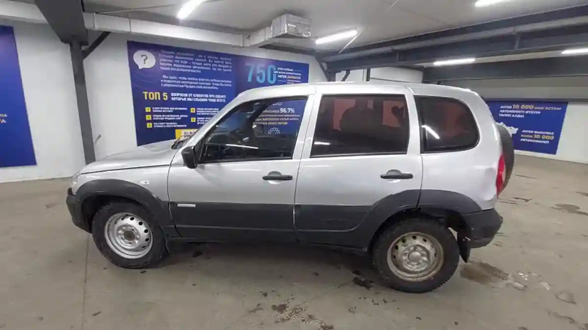 Chevrolet Niva 2011 года за 2 000 000 тг. в Астана