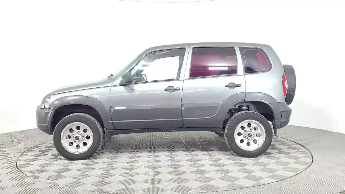 Chevrolet Niva 2012 года за 2 590 000 тг. в Караганда