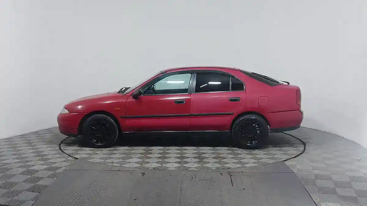 Mitsubishi Carisma 1998 года за 990 000 тг. в Астана