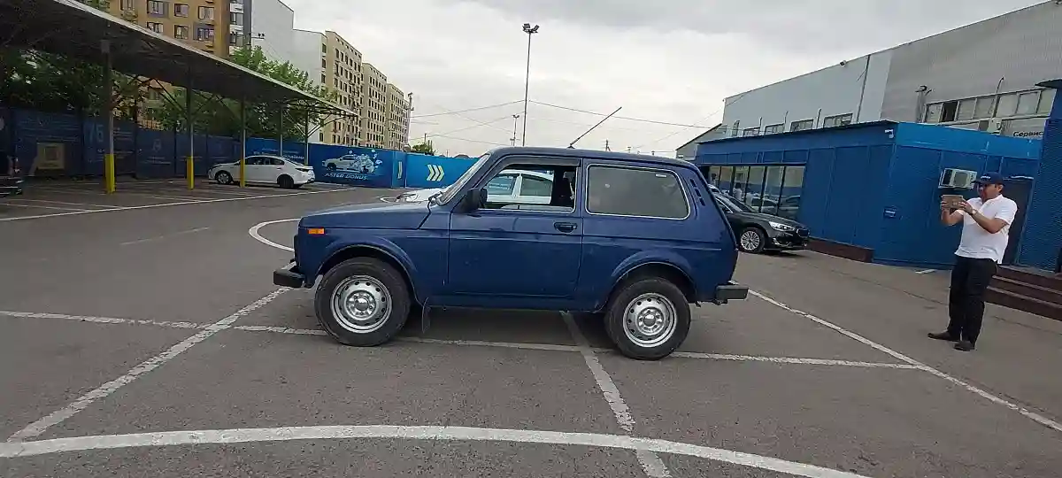 LADA (ВАЗ) 2121 (4x4) 2015 года за 3 000 000 тг. в Алматы