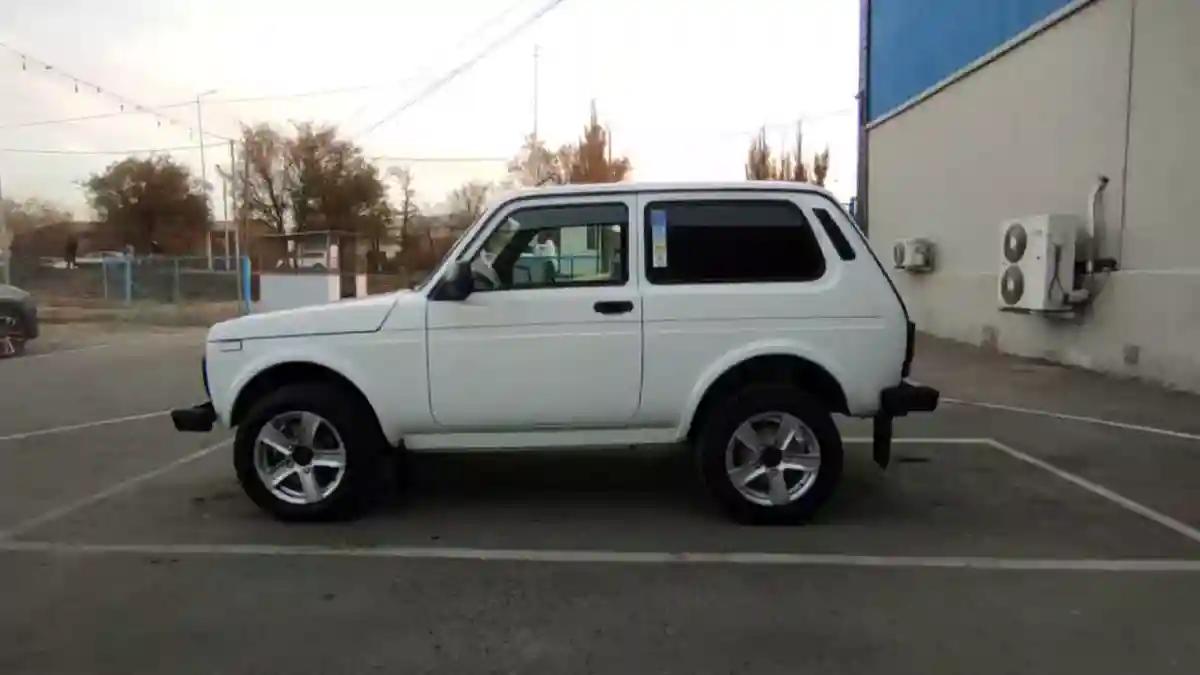 LADA (ВАЗ) Niva Legend 2025 года за 6 190 000 тг. в Тараз