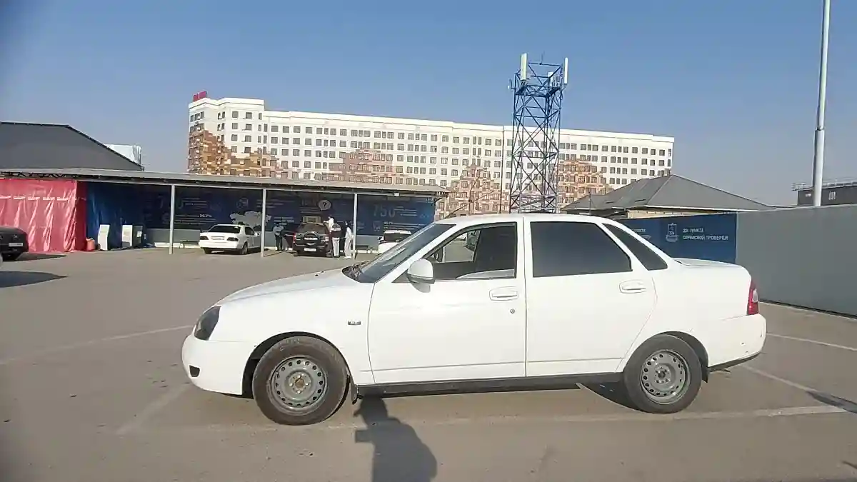 LADA (ВАЗ) Priora 2011 года за 2 500 000 тг. в Шымкент
