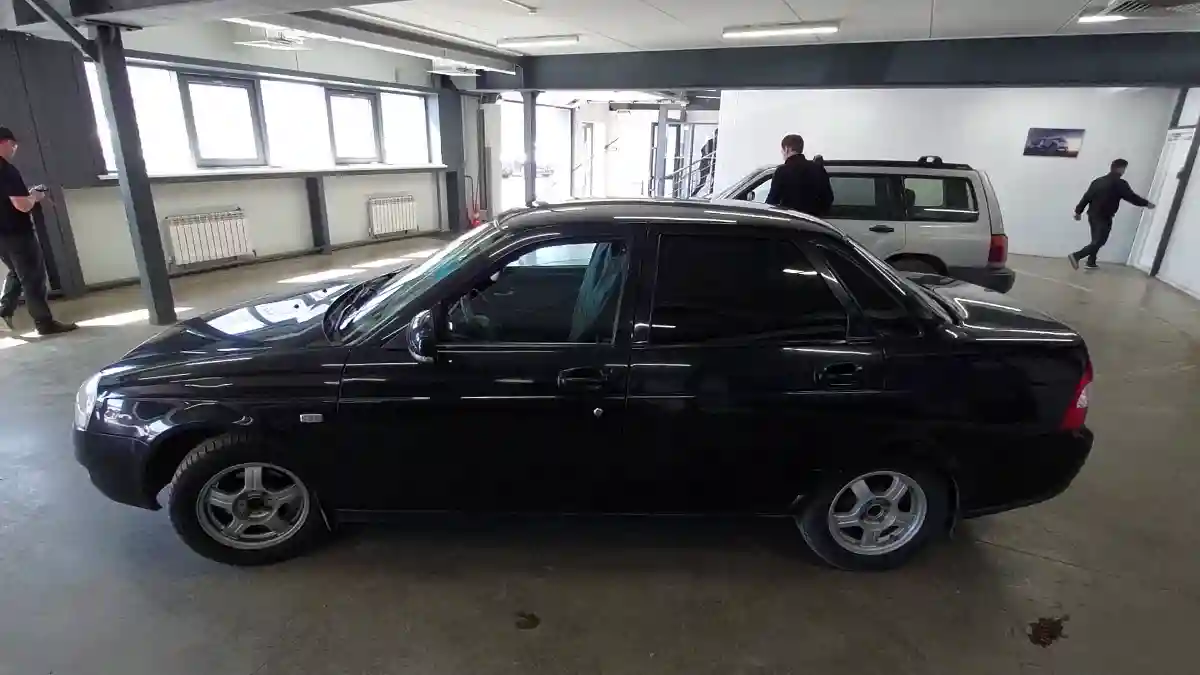 LADA (ВАЗ) Priora 2012 года за 2 000 000 тг. в Астана