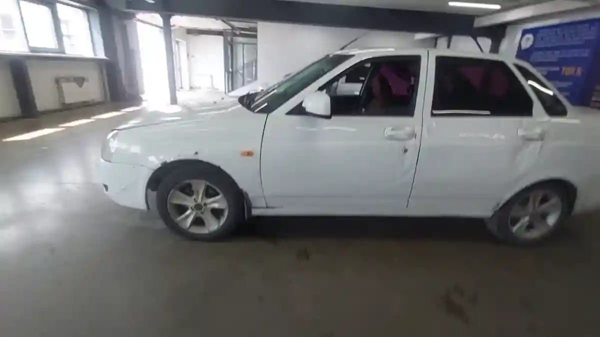 LADA (ВАЗ) Priora 2012 года за 2 500 000 тг. в Астана