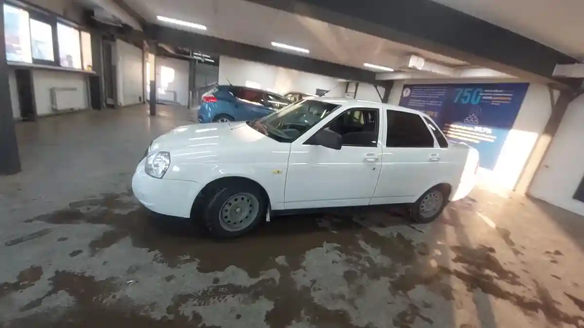 LADA (ВАЗ) Priora 2013 года за 2 500 000 тг. в Астана