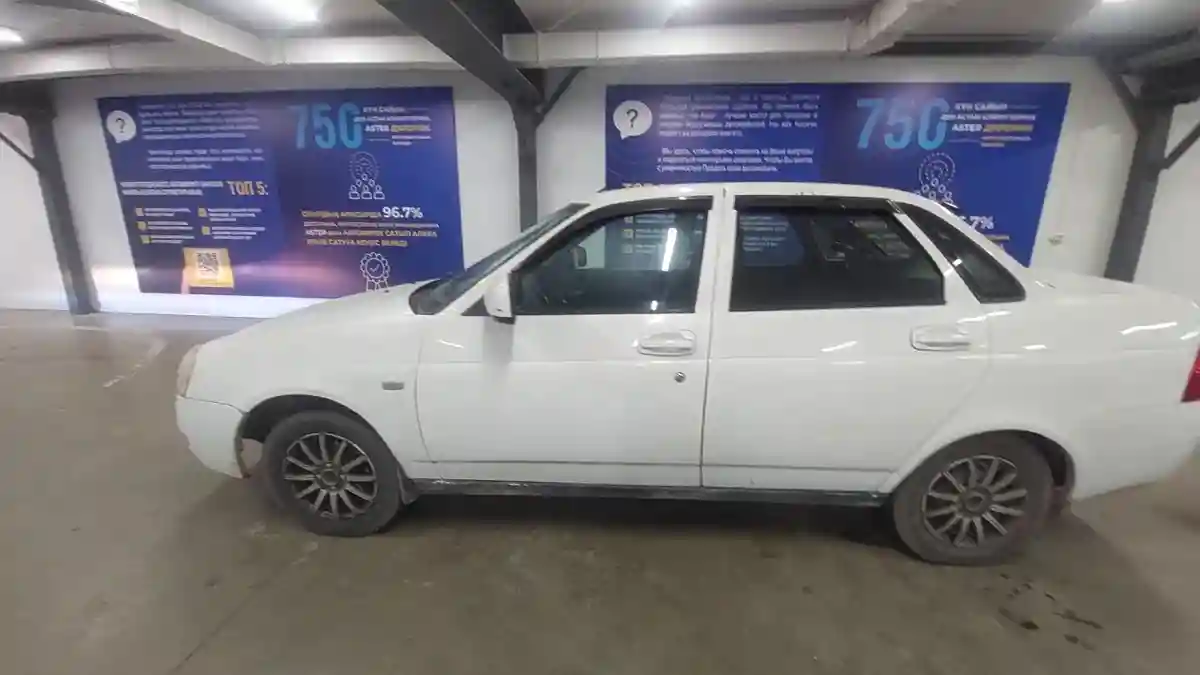 LADA (ВАЗ) Priora 2013 года за 1 500 000 тг. в Астана