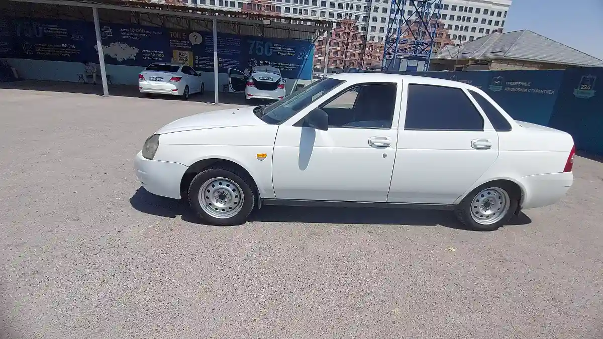 LADA (ВАЗ) Priora 2013 года за 2 500 000 тг. в Шымкент