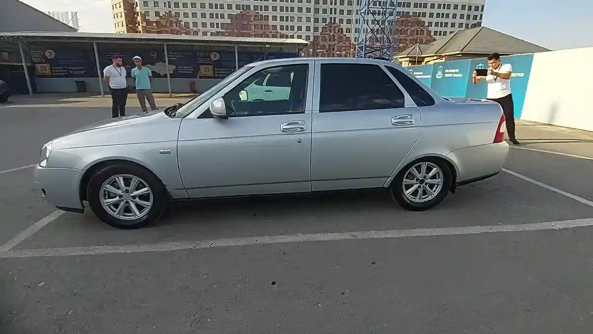 LADA (ВАЗ) Priora 2013 года за 2 700 000 тг. в Шымкент