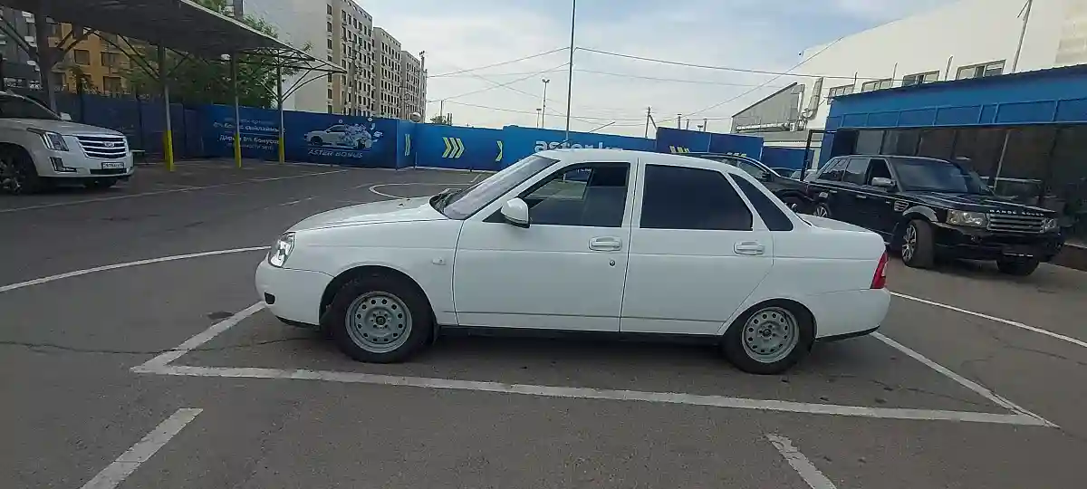LADA (ВАЗ) Priora 2013 года за 2 500 000 тг. в Алматы