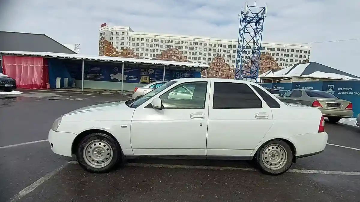 LADA (ВАЗ) Priora 2013 года за 2 100 000 тг. в Шымкент