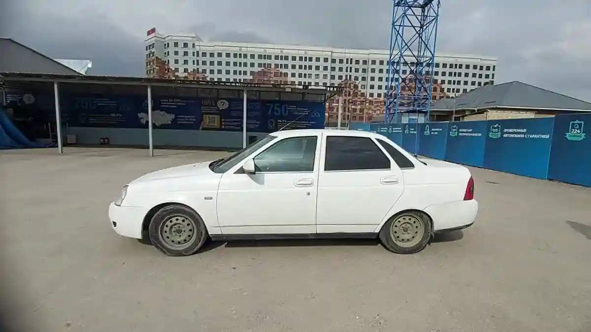 LADA (ВАЗ) Priora 2013 года за 2 500 000 тг. в Шымкент