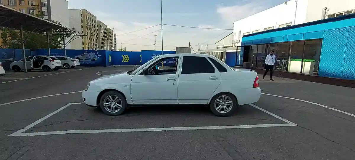 LADA (ВАЗ) Priora 2013 года за 2 300 000 тг. в Алматы