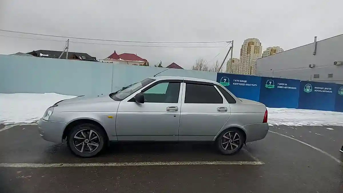 LADA (ВАЗ) Priora 2013 года за 2 100 000 тг. в Шымкент