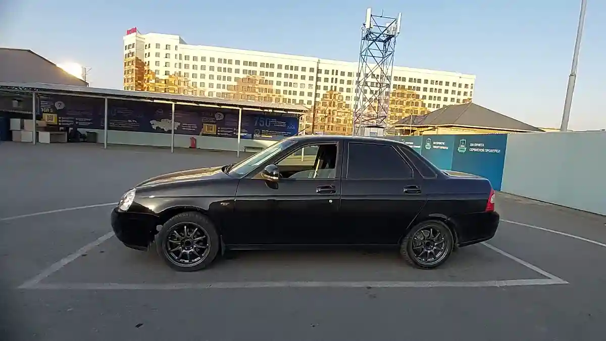 LADA (ВАЗ) Priora 2013 года за 2 500 000 тг. в Шымкент